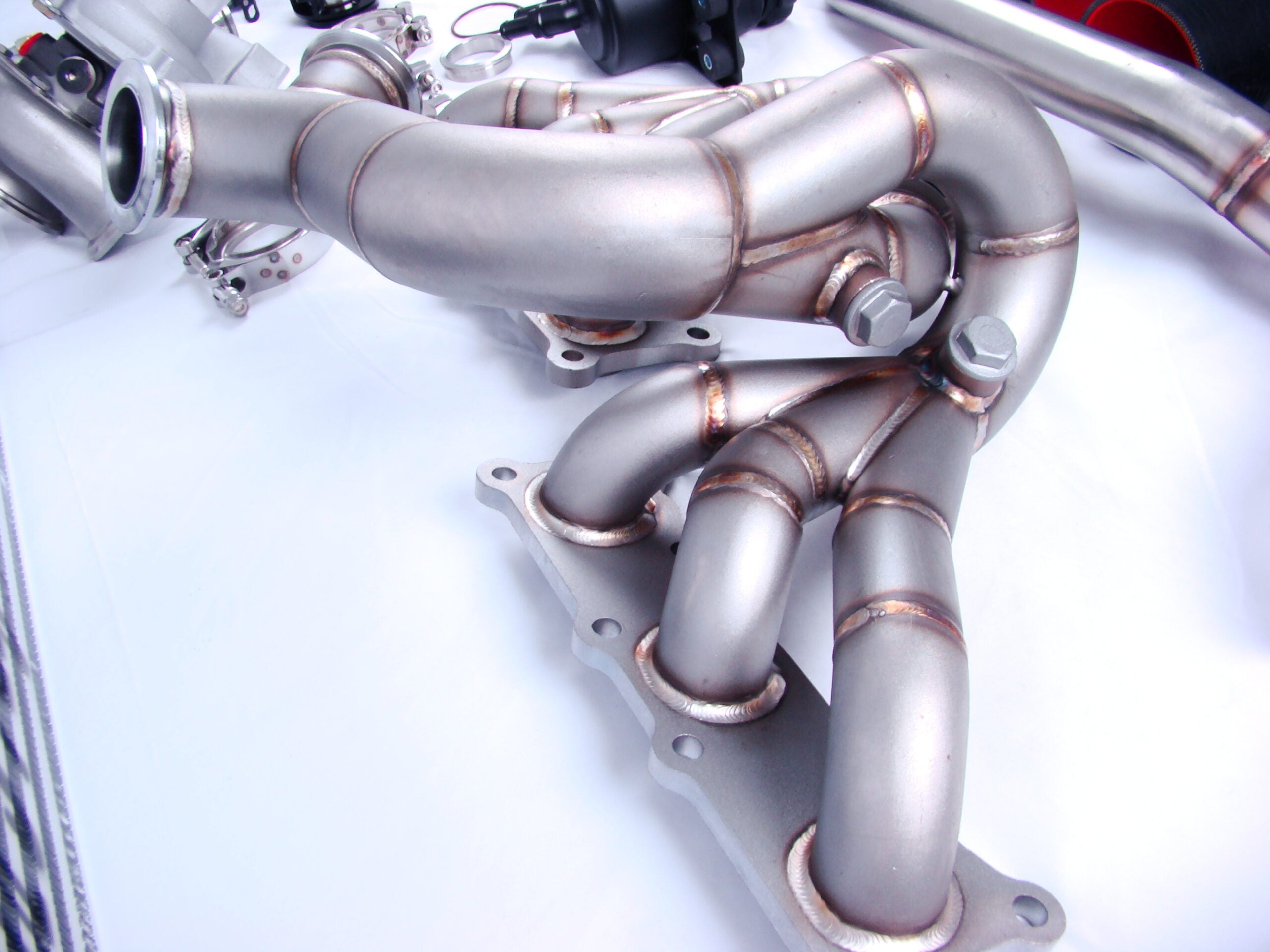 (2006-2013) BMW 335i N54 T3 Top Mount Single Turbo System - SSTubes