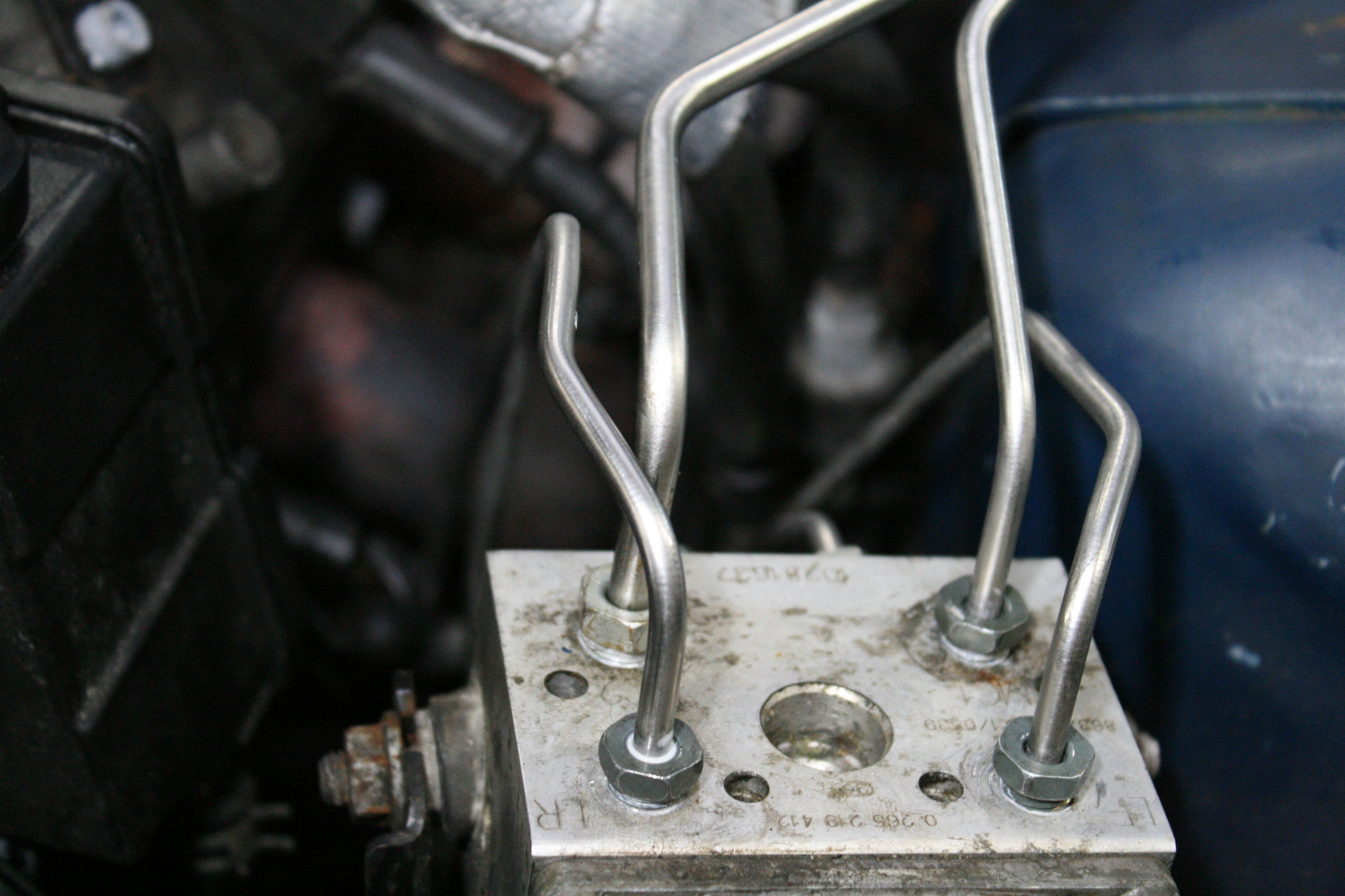 FKT9801SS- 98-02 Firebird/Trans Am, 98-02 Camaro Front Brake Line Set; Stainless - SSTubes